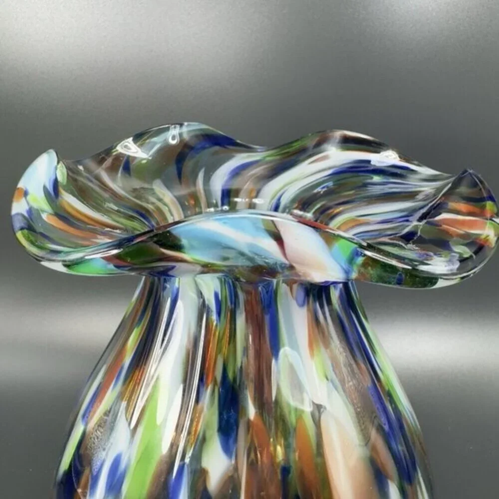 Vintage Blown Glass Vase Colorful Ribbed Blown Glass Vase with Ruffled Rim‎ Vase